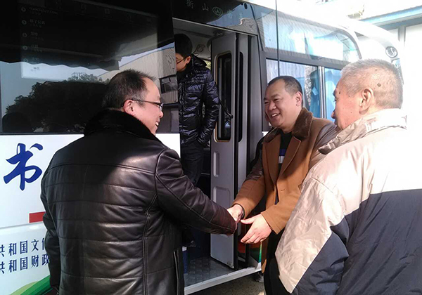 草莓视频免费下载观看影音車載係統