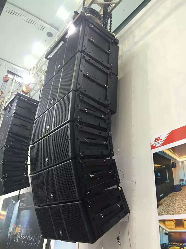 草莓视频免费下载观看音響品牌手冊——雙6寸線陣音響係統